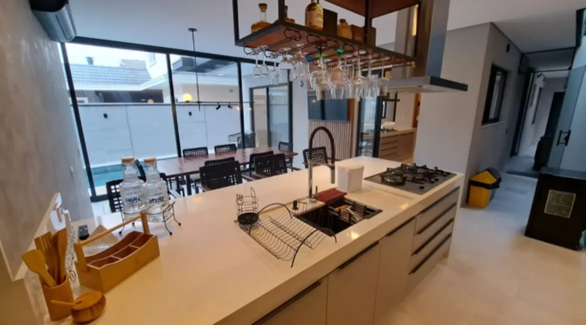 Foto 7 de Casa de Condomínio com 4 quartos à venda, 270m2 em Sao Jose Dos Campos - SP