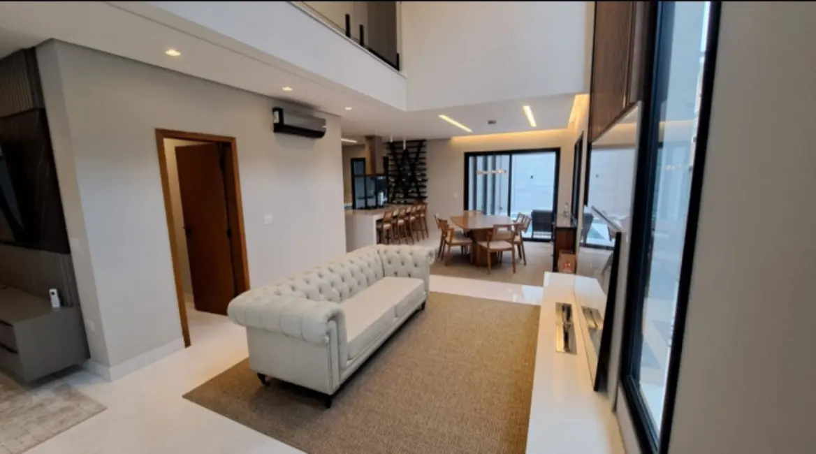 Foto 8 de Casa de Condomínio com 4 quartos à venda, 270m2 em Sao Jose Dos Campos - SP