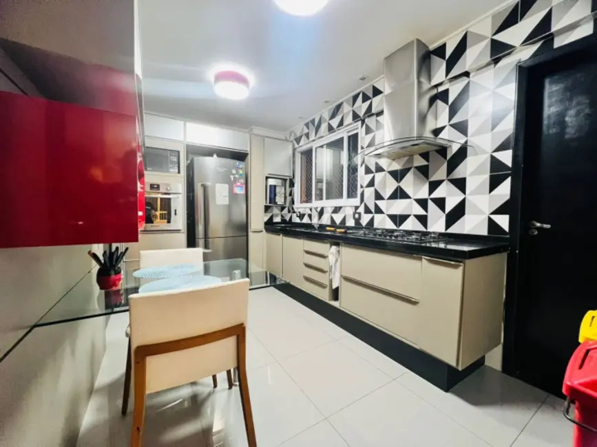 Apartamento com 3 quartos à venda, 122m2 em Sao Jose Dos Campos - SP - imagem 9 Foto 9 de Apartamento com 3 quartos à venda, 122m2 em Sao Jose Dos Campos - SP