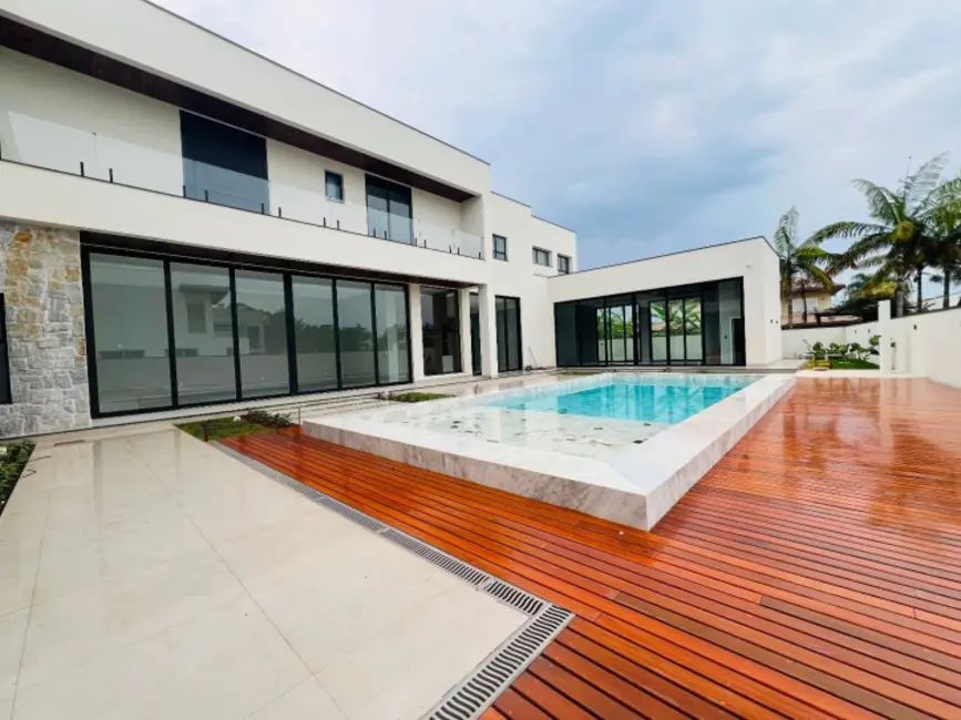 Foto 3 de Casa com 6 quartos à venda, 800m2 em Sao Jose Dos Campos - SP