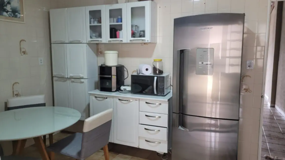 Foto 6 de Casa com 4 quartos à venda, 200m2 em Sao Jose Dos Campos - SP