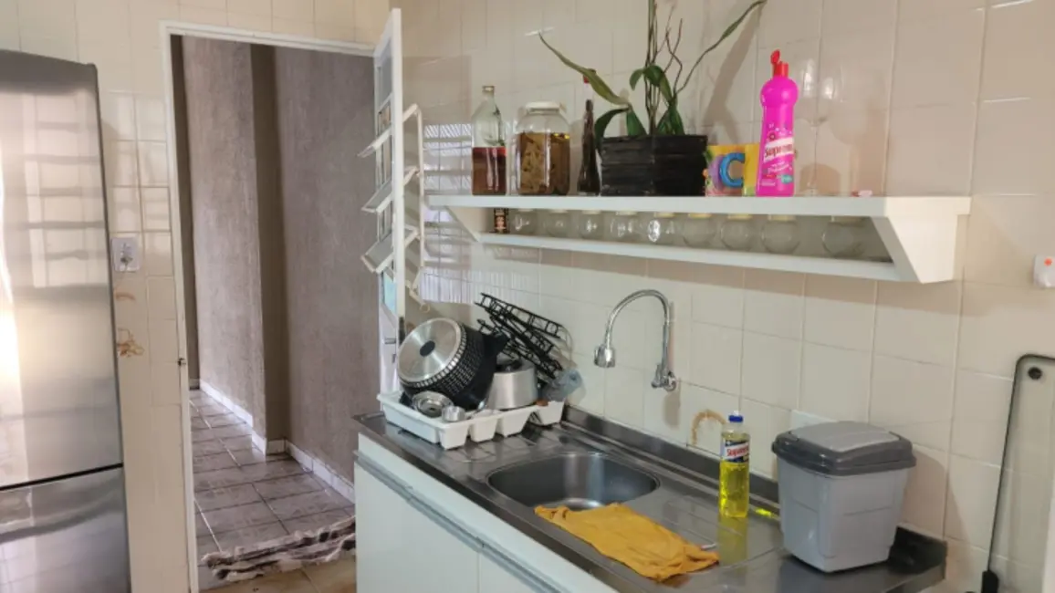 Foto 8 de Casa com 4 quartos à venda, 200m2 em Sao Jose Dos Campos - SP