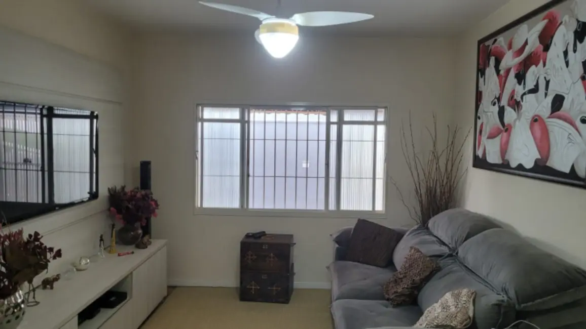 Foto 5 de Casa com 4 quartos à venda, 200m2 em Sao Jose Dos Campos - SP