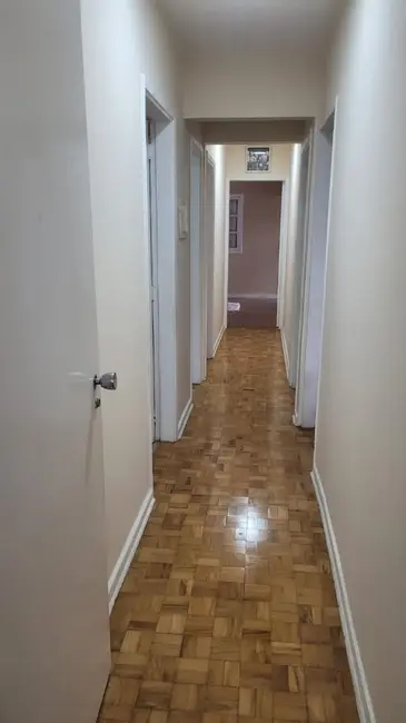 Foto 9 de Casa com 4 quartos à venda, 200m2 em Sao Jose Dos Campos - SP