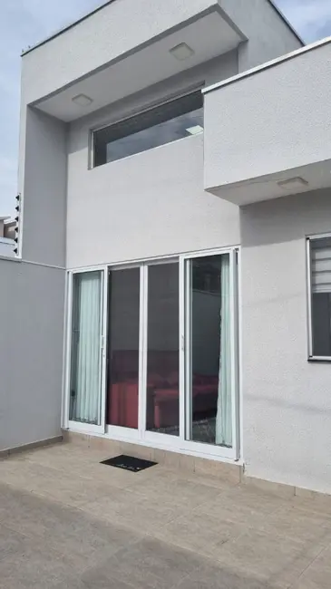 Foto 4 de Casa com 3 quartos à venda, 87m2 em Sao Jose Dos Campos - SP