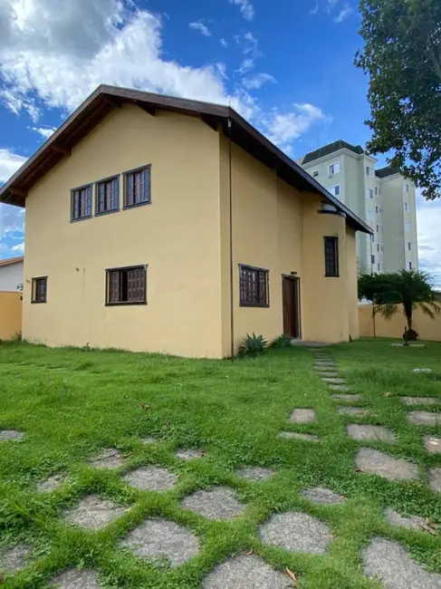 Foto 1 de Sobrado com 5 quartos à venda, 237m2 em Sao Jose Dos Campos - SP
