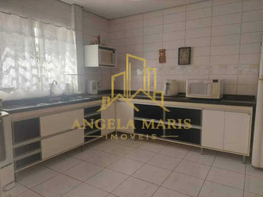 Casa com 4 quartos à venda, 385m2 em Sao Jose Dos Campos - SP - imagem 7 Foto 7 de Casa com 4 quartos à venda, 385m2 em Sao Jose Dos Campos - SP