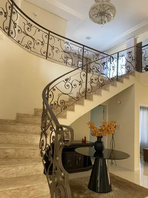 Foto 5 de Casa com 4 quartos à venda, 470m2 em Jardim Paraíba, Jacarei - SP