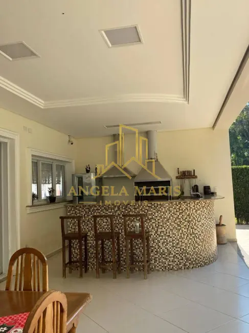 Casa com 4 quartos à venda, 470m2 em Jardim Paraíba, Jacarei - SP - imagem 9 Foto 9 de Casa com 4 quartos à venda, 470m2 em Jardim Paraíba, Jacarei - SP