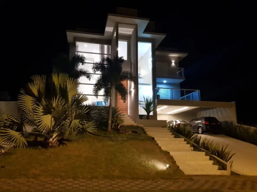 Foto 3 de Sobrado com 4 quartos à venda e para alugar, 347m2 em Sao Jose Dos Campos - SP