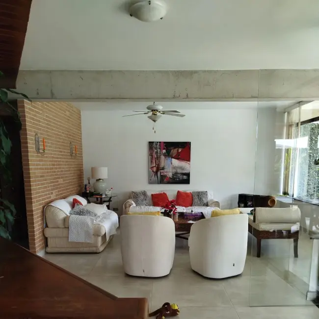 Foto 6 de Casa com 3 quartos à venda, 370m2 em Jardim América, Jacarei - SP