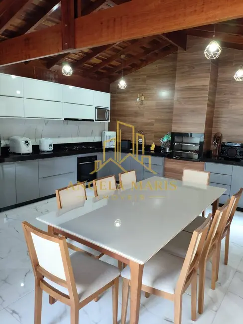 Foto 1 de Casa com 4 quartos à venda, 180m2 em Loteamento Villa Branca, Jacarei - SP