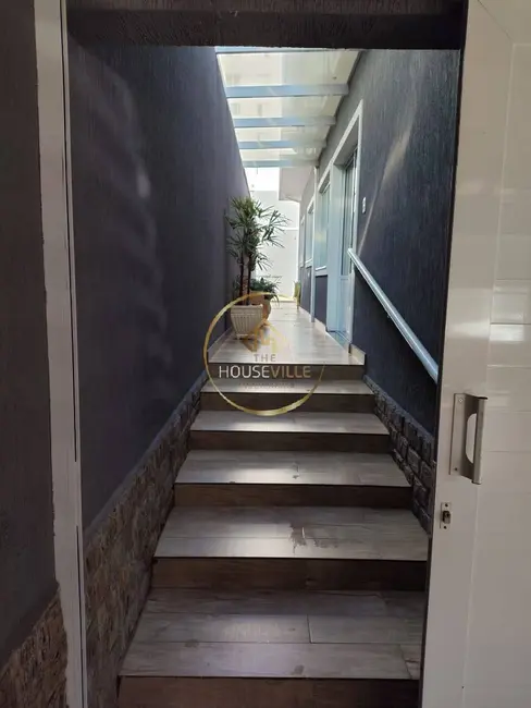 Foto 8 de Casa com 4 quartos à venda, 180m2 em Loteamento Villa Branca, Jacarei - SP