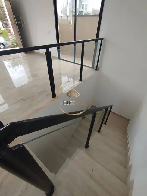 Foto 6 de Casa de Condomínio com 3 quartos à venda, 256m2 em Jardim Residencial Golden Park, Jacarei - SP