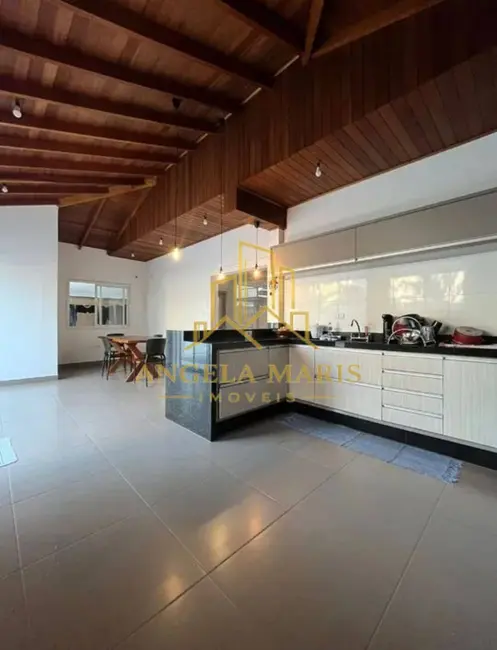 Foto 8 de Casa de Condomínio com 3 quartos à venda, 275m2 em Loteamento Villa Branca, Jacarei - SP