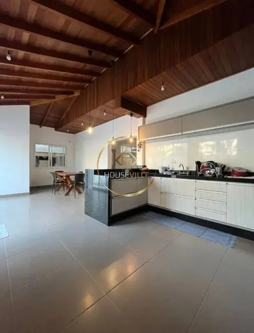 Foto 8 de Casa de Condomínio com 3 quartos à venda, 275m2 em Loteamento Villa Branca, Jacarei - SP