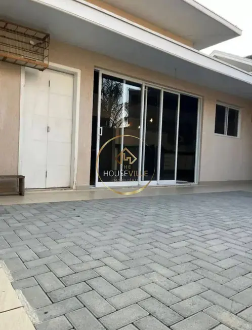 Foto 9 de Casa de Condomínio com 3 quartos à venda, 275m2 em Loteamento Villa Branca, Jacarei - SP