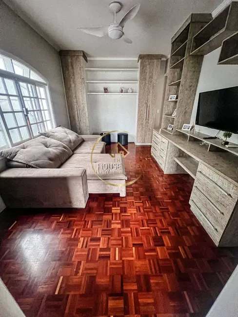 Foto 9 de Casa com 4 quartos à venda, 254m2 em Sao Jose Dos Campos - SP