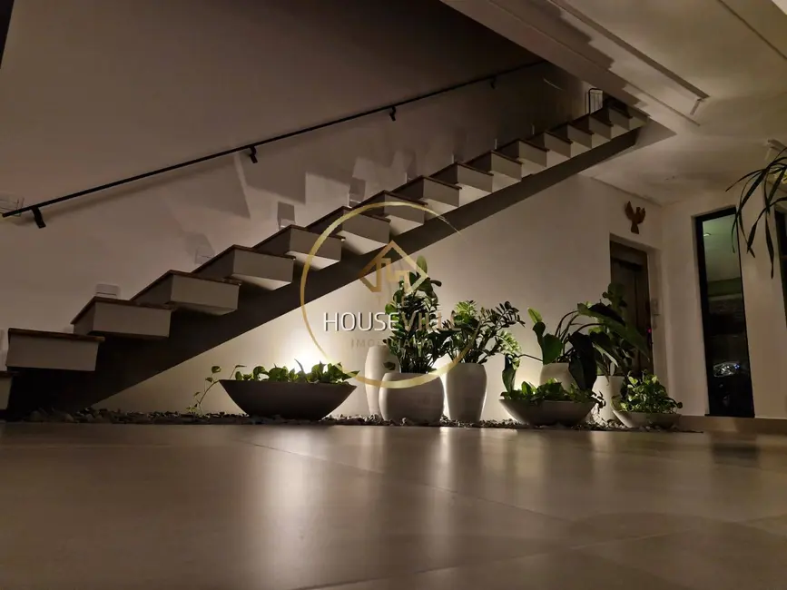 Foto 3 de Casa de Condomínio com 3 quartos à venda, 450m2 em Sao Jose Dos Campos - SP