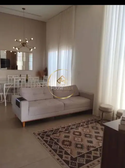 Foto 1 de Casa de Condomínio com 3 quartos à venda, 250m2 em Parque Residencial Maria Elmira, Cacapava - SP