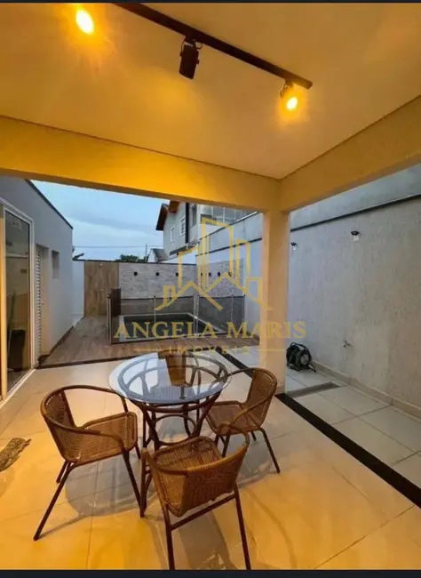 Foto 3 de Casa de Condomínio com 3 quartos à venda, 160m2 em Cacapava - SP