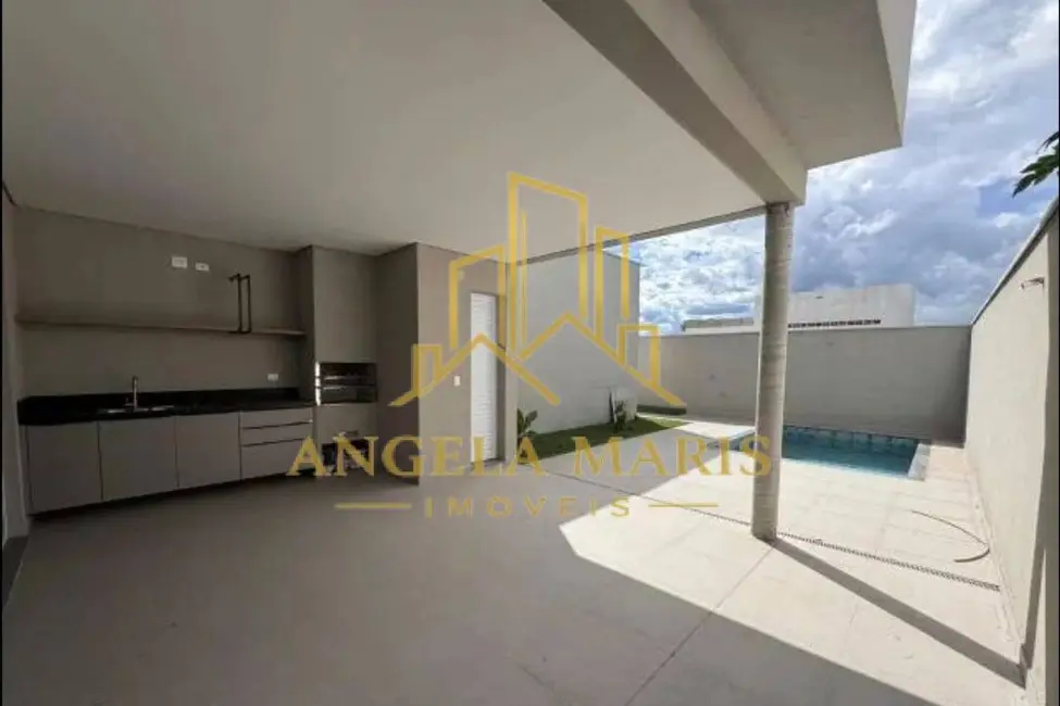 Foto 2 de Casa de Condomínio com 3 quartos à venda, 149m2 em Cacapava - SP