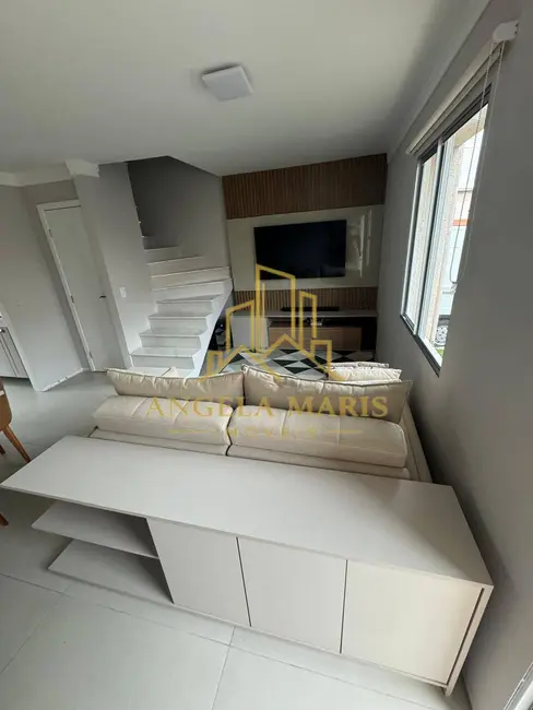 Foto 3 de Casa de Condomínio com 3 quartos à venda, 65m2 em Sao Jose Dos Campos - SP