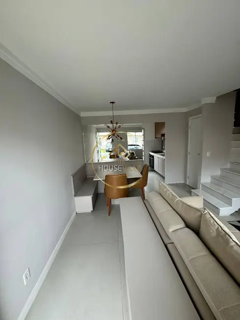 Foto 2 de Casa de Condomínio com 3 quartos à venda, 65m2 em Sao Jose Dos Campos - SP