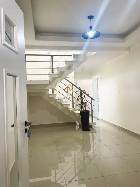 Foto 5 de Casa à venda em Sao Jose Dos Campos - SP