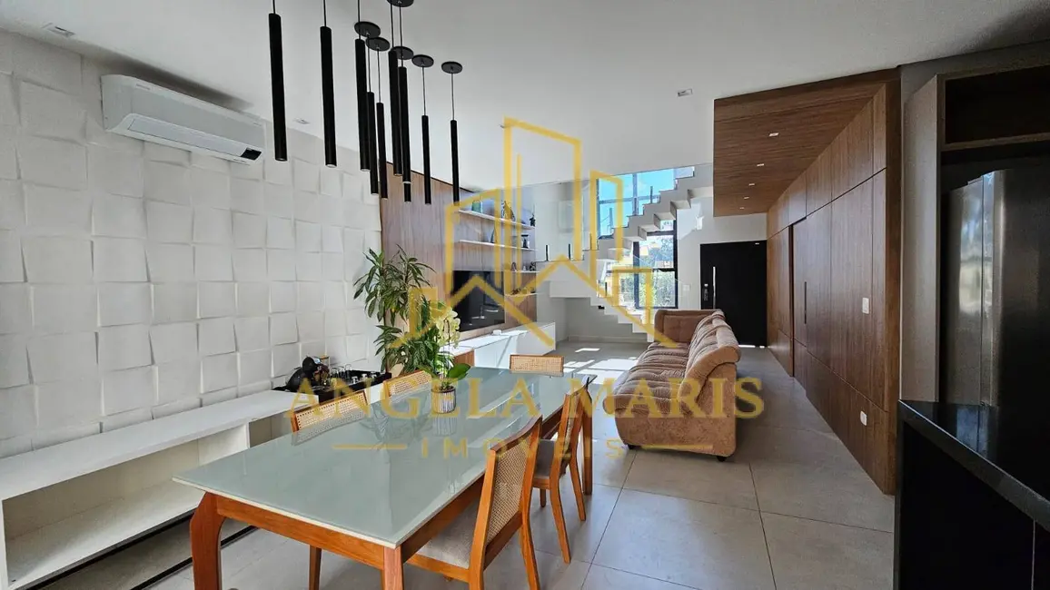 Foto 3 de Casa de Condomínio com 4 quartos à venda, 232m2 em Condomínio Vem Viver Jacareí, Jacarei - SP