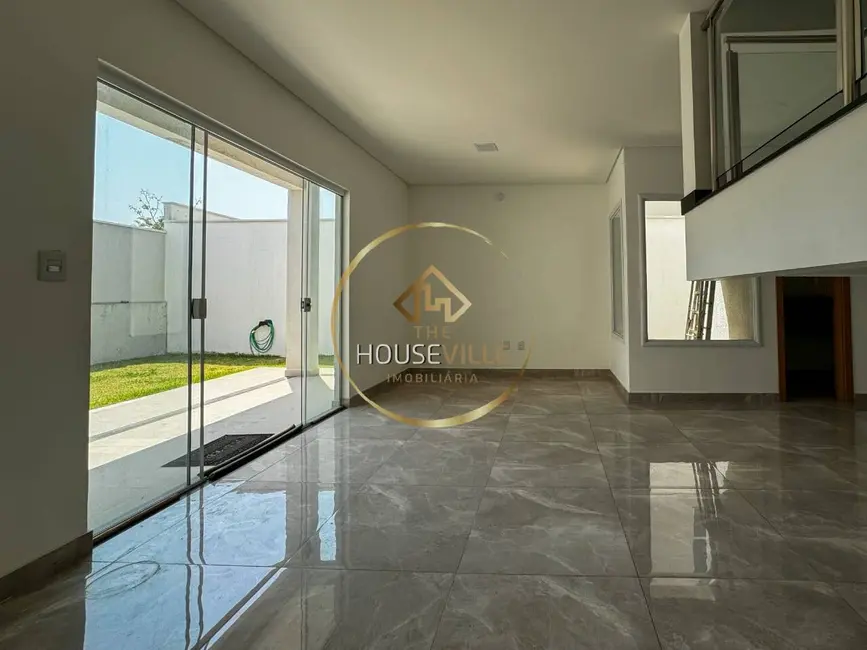 Foto 3 de Casa de Condomínio com 4 quartos à venda, 249m2 em Cacapava - SP