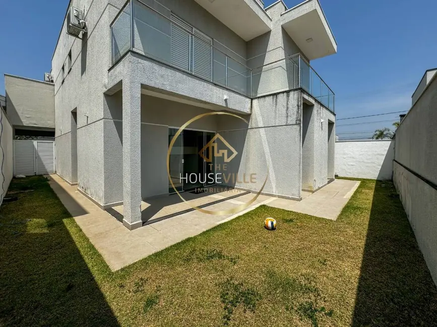 Foto 2 de Casa com 4 quartos à venda, 249m2 em Cacapava - SP