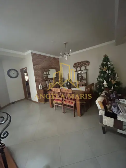 Foto 4 de Casa com 3 quartos à venda, 150m2 em Loteamento Villa Branca, Jacarei - SP