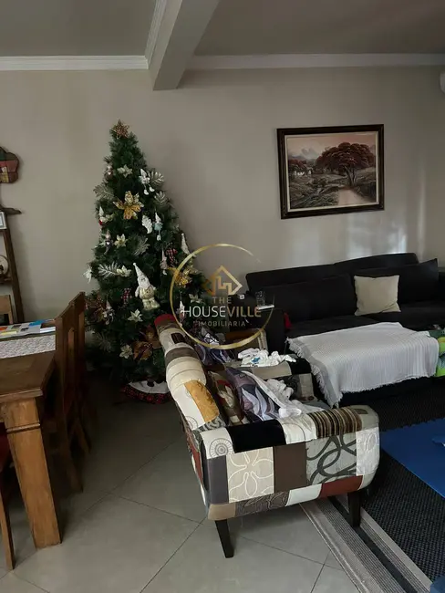 Foto 7 de Casa com 3 quartos à venda, 150m2 em Loteamento Villa Branca, Jacarei - SP