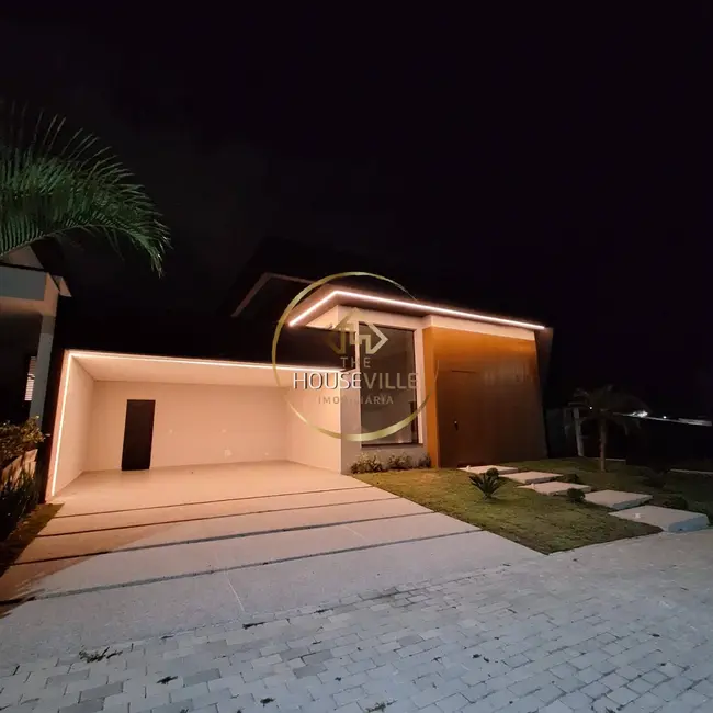 Foto 3 de Casa de Condomínio com 3 quartos à venda, 450m2 em Sao Jose Dos Campos - SP