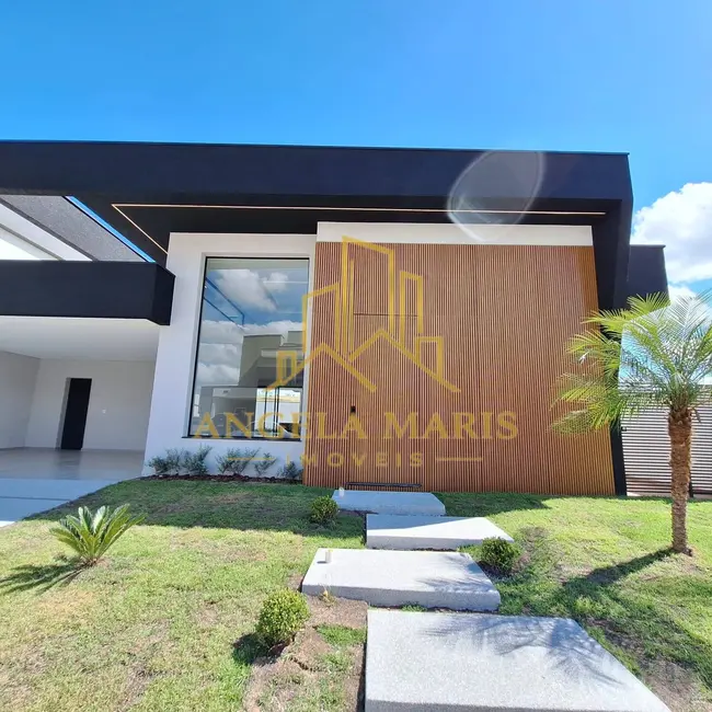 Casa de Condomínio com 3 quartos à venda, 450m2 em Sao Jose Dos Campos - SP - imagem 5 Foto 5 de Casa de Condomínio com 3 quartos à venda, 450m2 em Sao Jose Dos Campos - SP