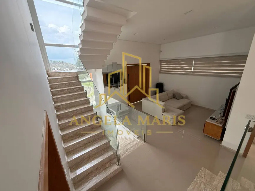 Foto 6 de Casa de Condomínio com 3 quartos à venda e para alugar, 450m2 em Sao Jose Dos Campos - SP