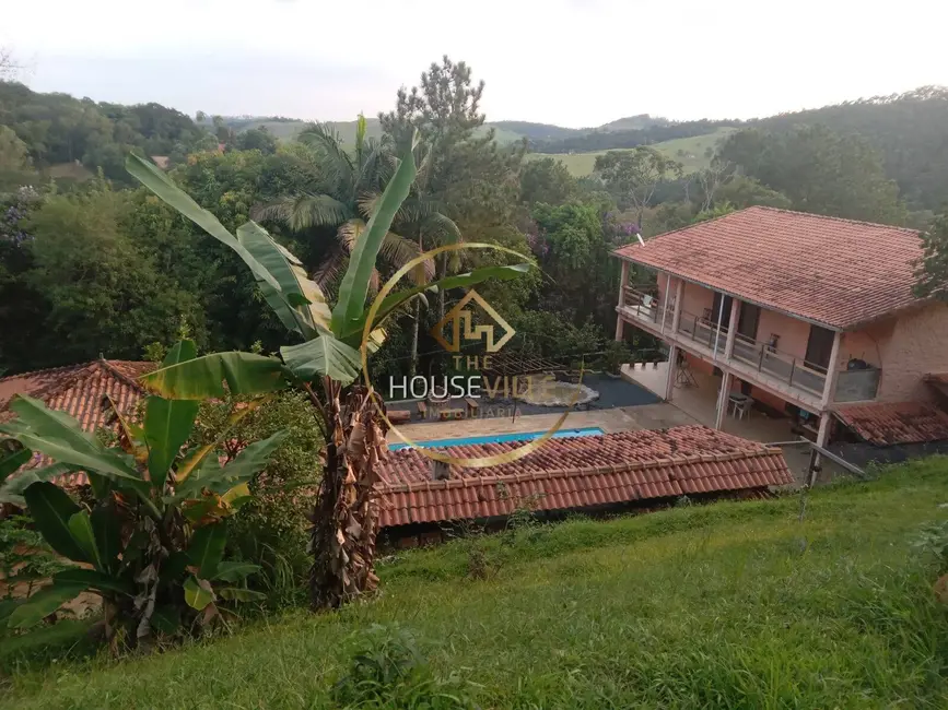 Chácara com 3 quartos à venda, 400m2 em Sao Jose Dos Campos - SP - imagem 3 Foto 3 de Chácara com 3 quartos à venda, 400m2 em Sao Jose Dos Campos - SP