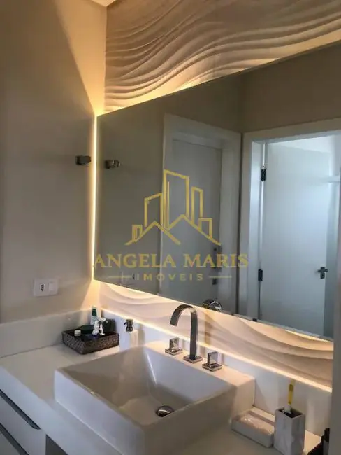 Foto 3 de Casa de Condomínio com 3 quartos à venda, 300m2 em Sao Jose Dos Campos - SP