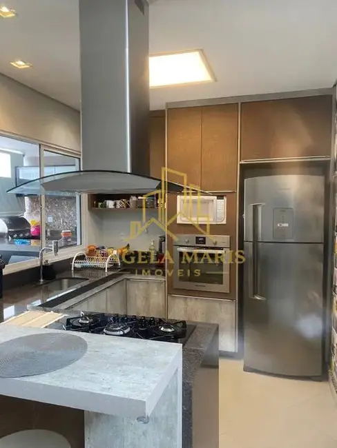 Foto 1 de Casa com 3 quartos à venda, 160m2 em Loteamento Villa Branca, Jacarei - SP