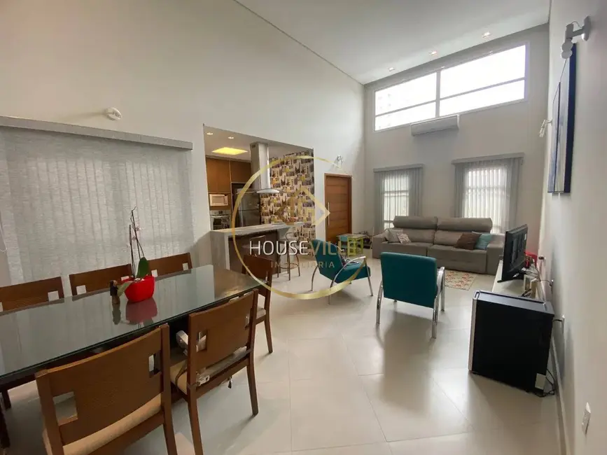 Foto 3 de Casa com 3 quartos à venda, 160m2 em Loteamento Villa Branca, Jacarei - SP