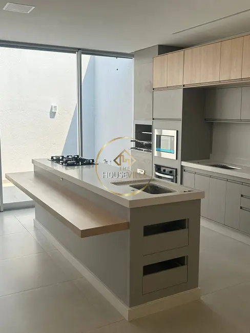 Foto 2 de Casa de Condomínio com 3 quartos à venda, 260m2 em Sao Jose Dos Campos - SP