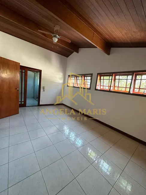 Foto 9 de Casa com 4 quartos à venda, 376m2 em Vila Resende, Cacapava - SP