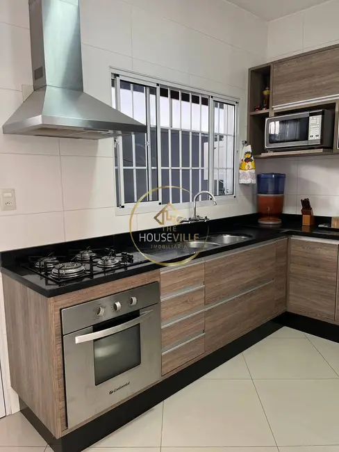 Casa com 3 quartos à venda, 120m2 em Sao Jose Dos Campos - SP - imagem 9 Foto 9 de Casa com 3 quartos à venda, 120m2 em Sao Jose Dos Campos - SP