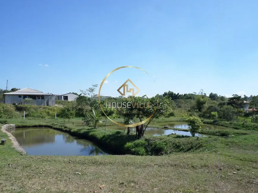 Chácara com 3 quartos à venda, 13000m2 em Sao Jose Dos Campos - SP - imagem 2 Foto 2 de Chácara com 3 quartos à venda, 13000m2 em Sao Jose Dos Campos - SP