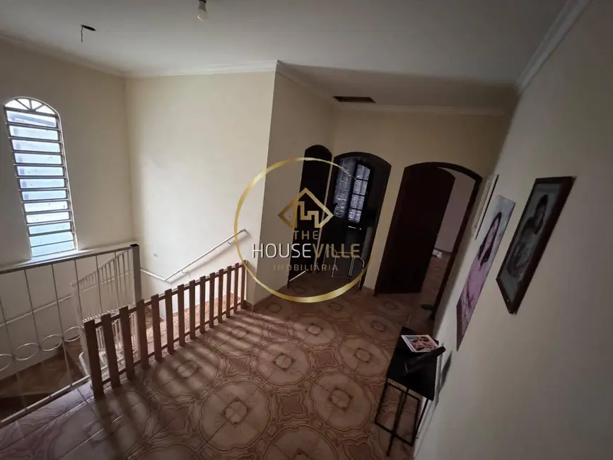 Foto 8 de Casa com 4 quartos à venda, 300m2 em Sao Jose Dos Campos - SP