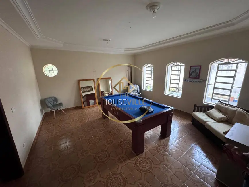Foto 4 de Casa com 4 quartos à venda, 300m2 em Sao Jose Dos Campos - SP