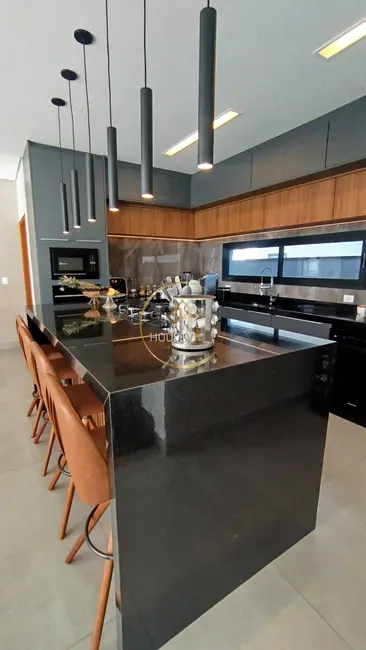 Foto 9 de Casa de Condomínio com 4 quartos à venda, 323m2 em Sao Jose Dos Campos - SP