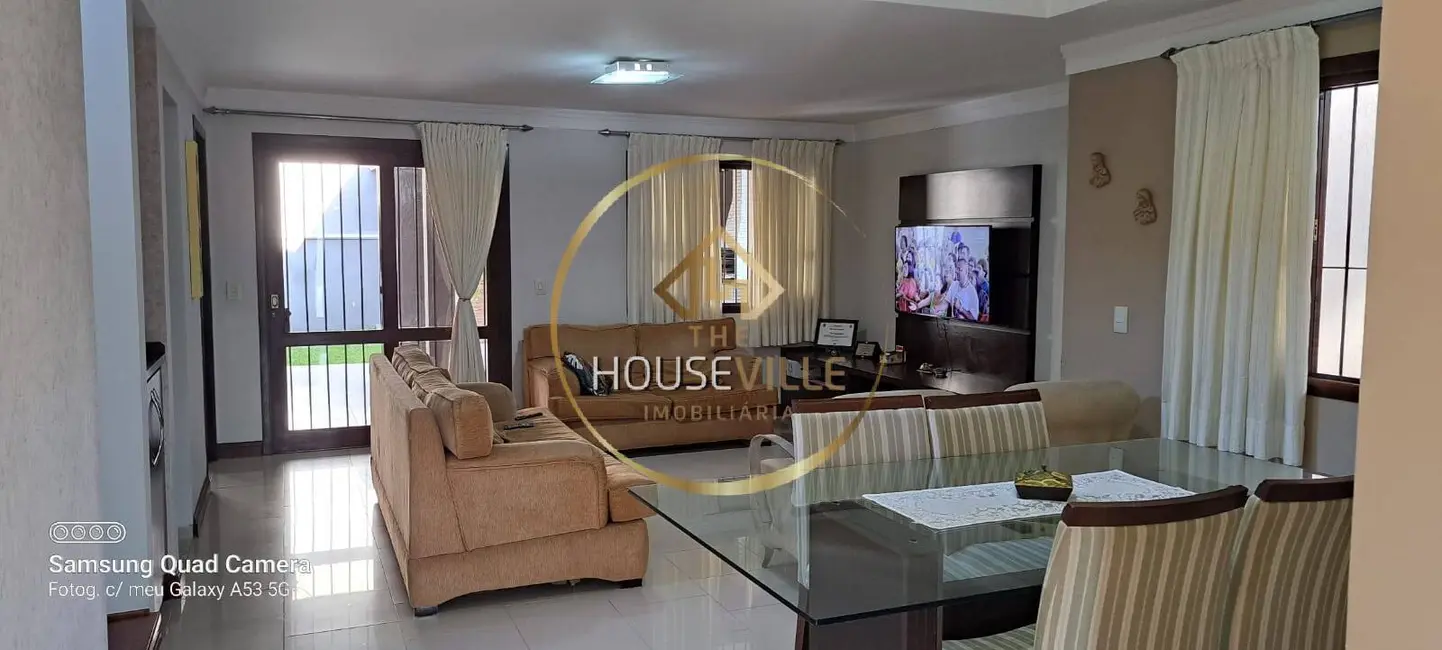 Foto 4 de Casa de Condomínio com 4 quartos à venda, 207m2 em Sao Jose Dos Campos - SP