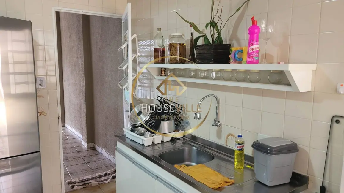 Foto 3 de Casa com 4 quartos à venda, 200m2 em Sao Jose Dos Campos - SP